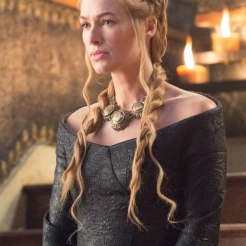 Cersei_Lannister_(S05E01)